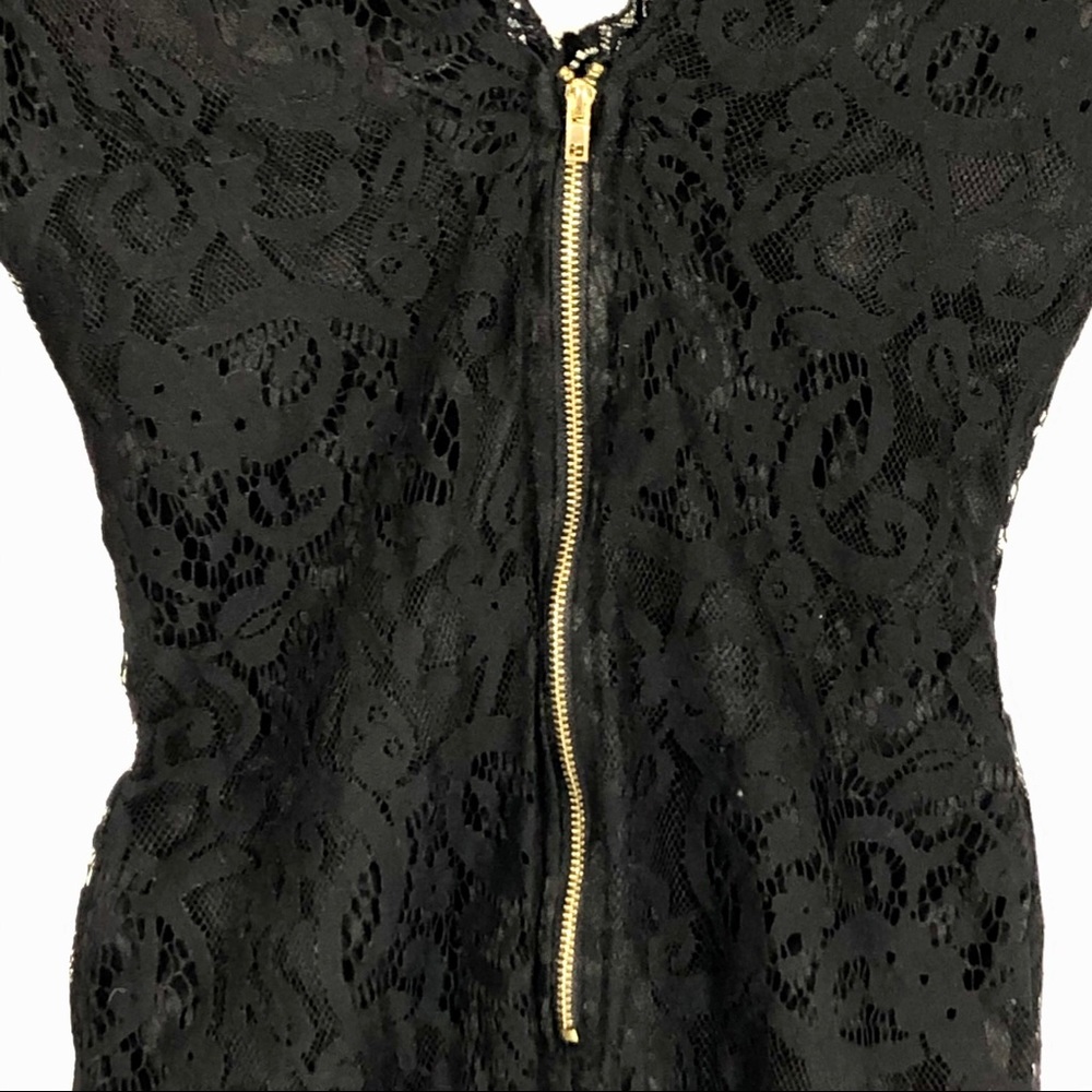 TOBI Lace Long Sleeve Mini Dress Deep V Sz Small - Picture 4 of 6